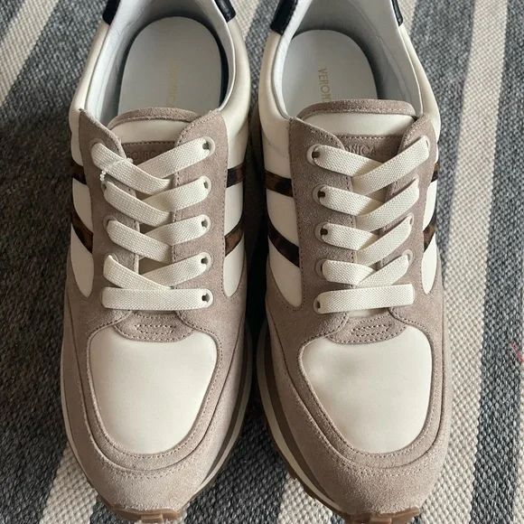 Veronica Beard Valentina 4 Ripstop slip on - Picture 7 of 9